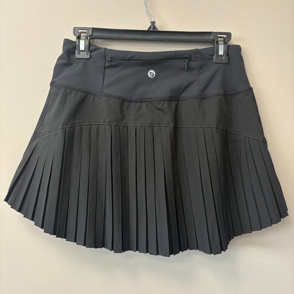 Baleaf Women's High-Waisted Running Skirt with Built-in Shorts - Picture 2 of 4